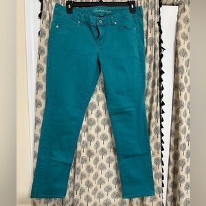 Women’s AEO American Eagle aqua blue skinny colored denim Jean Size 14 reg EUC
